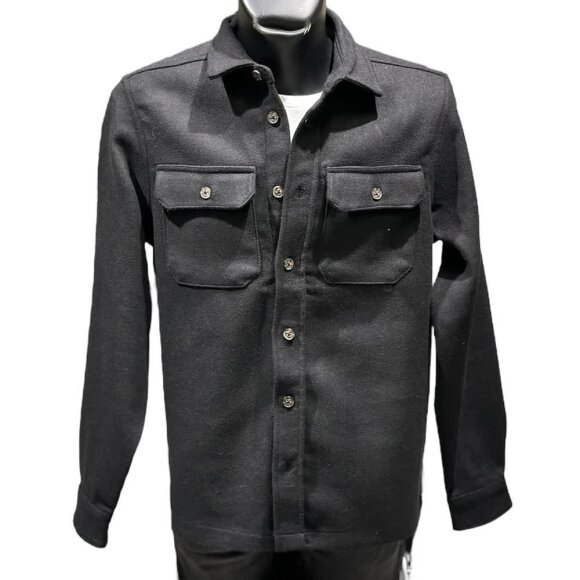 Plenum Studio Radish overshirt Black